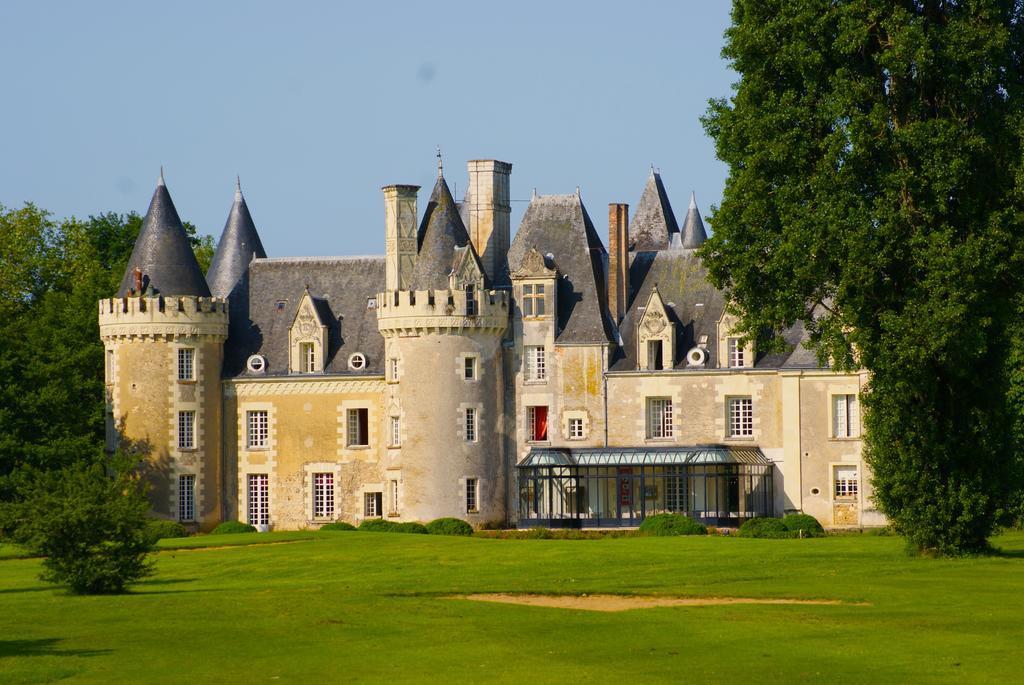 Hotel Chateau Golf Des Sept Tours Courcelles-de-Touraine Buitenkant foto