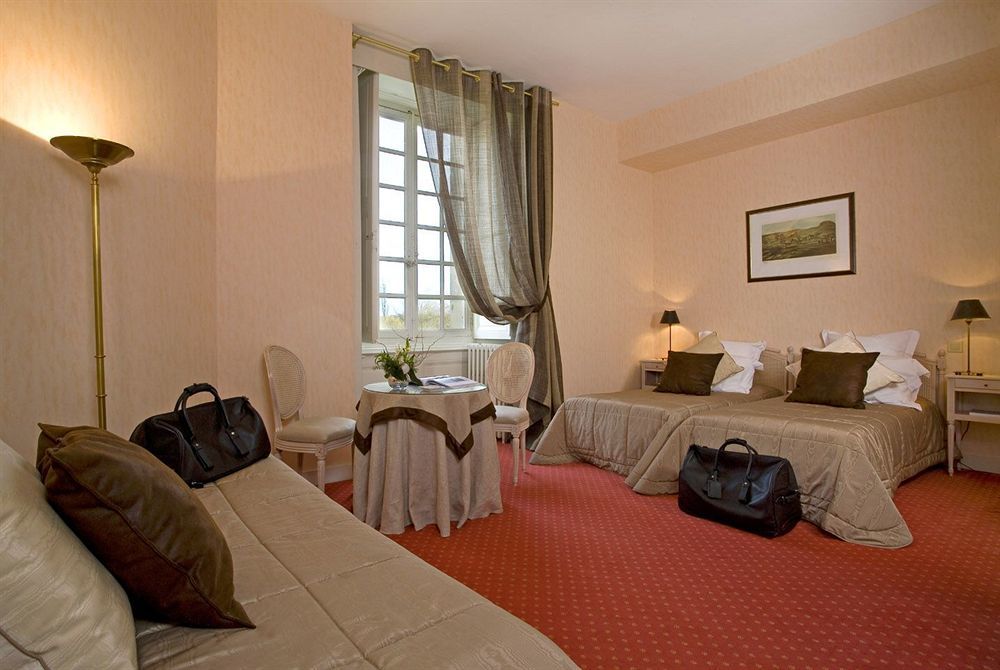 Hotel Chateau Golf Des Sept Tours Courcelles-de-Touraine Kamer foto